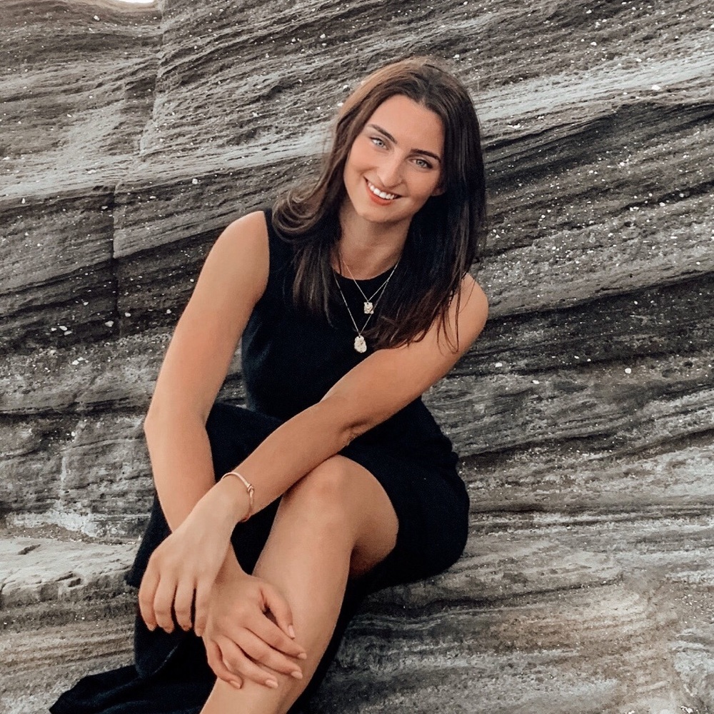 Meet your Posher, Elena